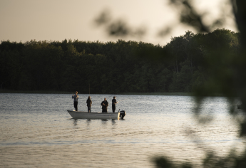 Angler am Grossen Lychensee.