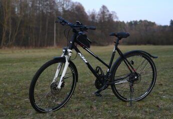 sportliche Tourenräder